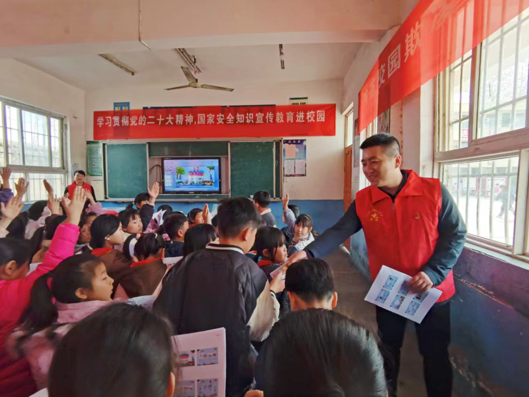 “把驻村第一书记联合起来！” 河南省周口市法学会探索普法新模式助力乡村振兴