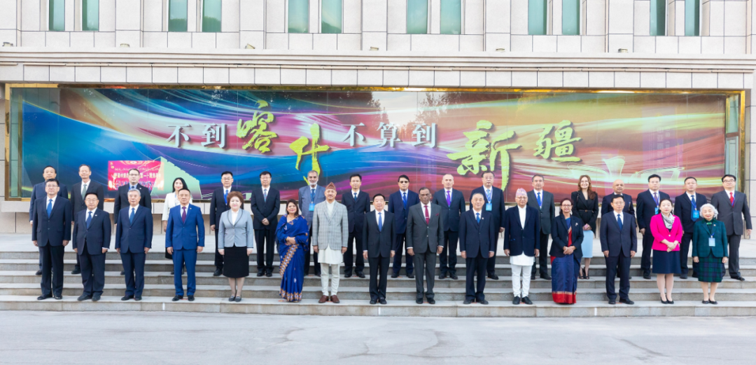 中国（喀什）—中亚南亚法治论坛在新疆喀什举行 王晨出席并致辞