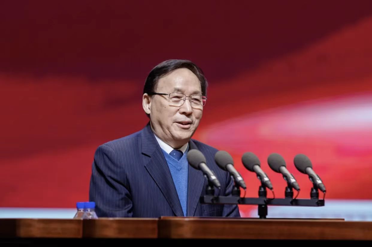 10.10.专访1.jpg