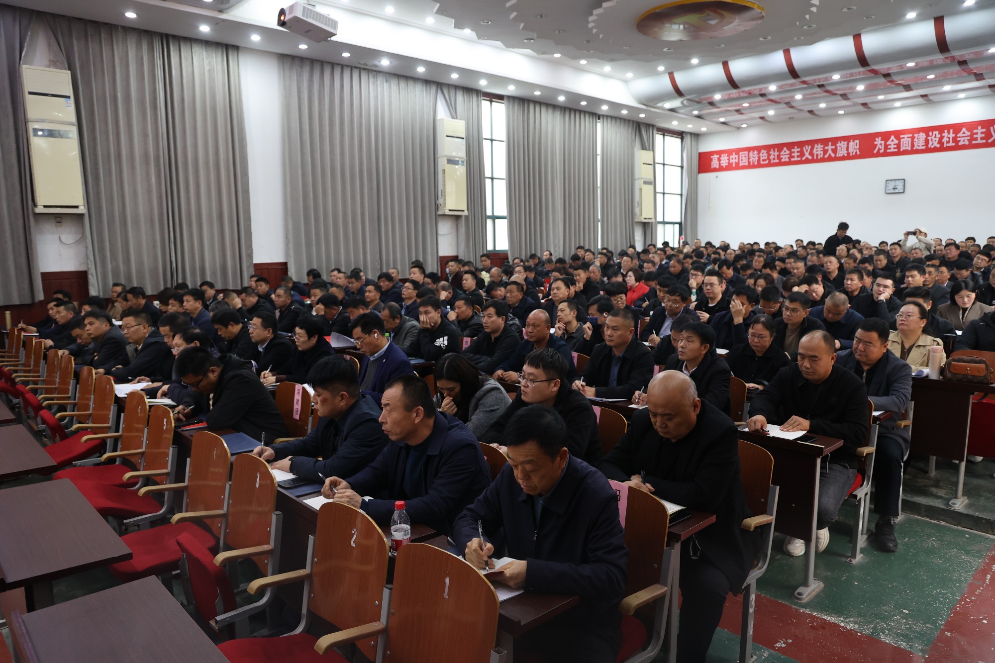 图片2.jpg