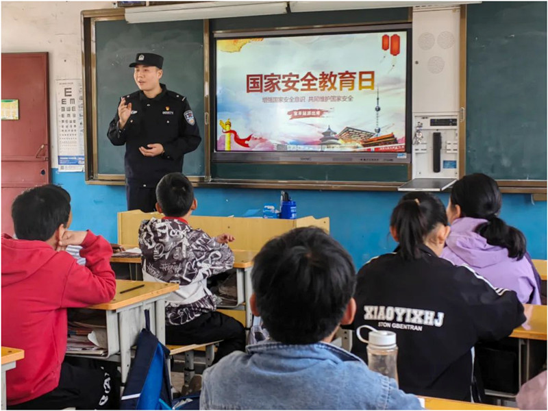 学校_副本.jpg