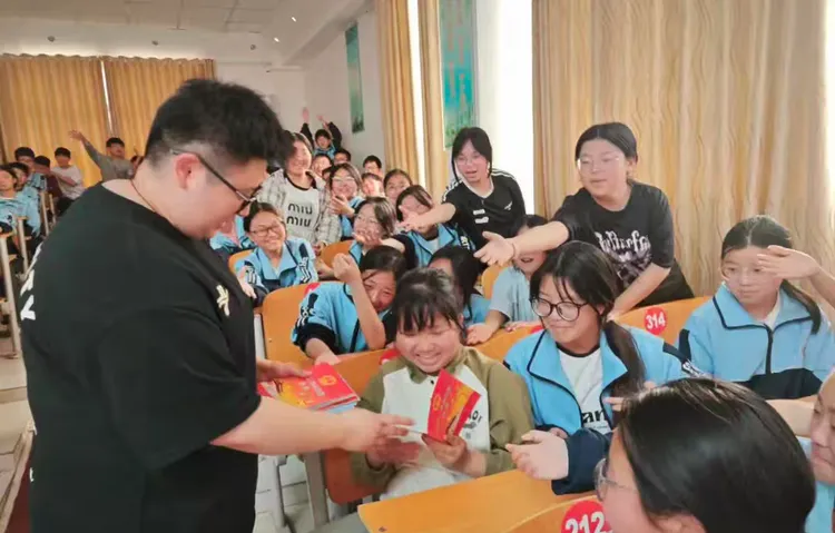 图片8.png